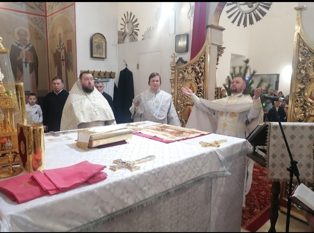 Всенощное бдение в канун праздника Рождества Христова