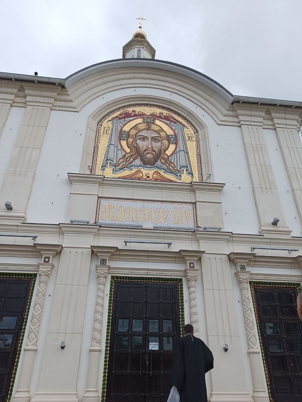 Преподаватели и студенты Пензенской духовной семинарии посетили Дивеево   