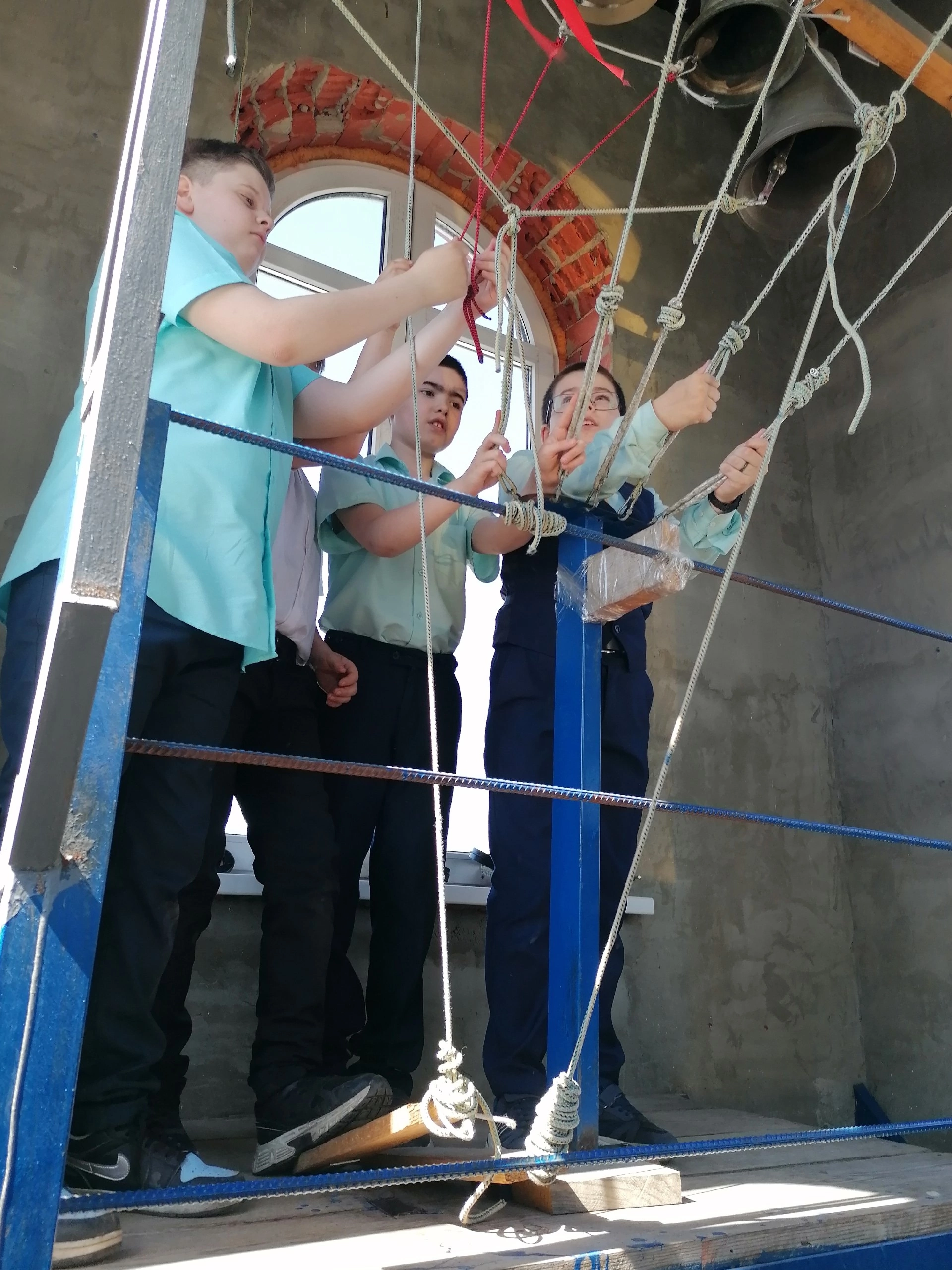 Встреча священника с учениками средней школы №60