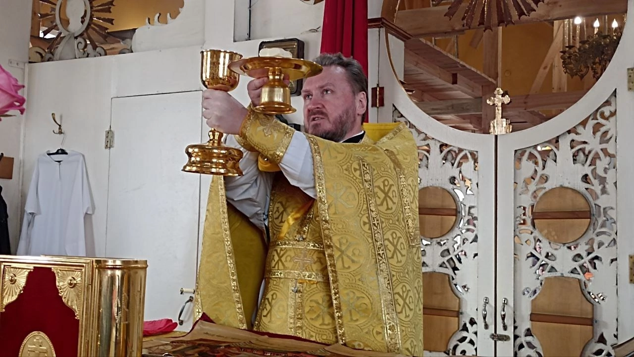 Богослужения в Неделю о мытаре и фарисее