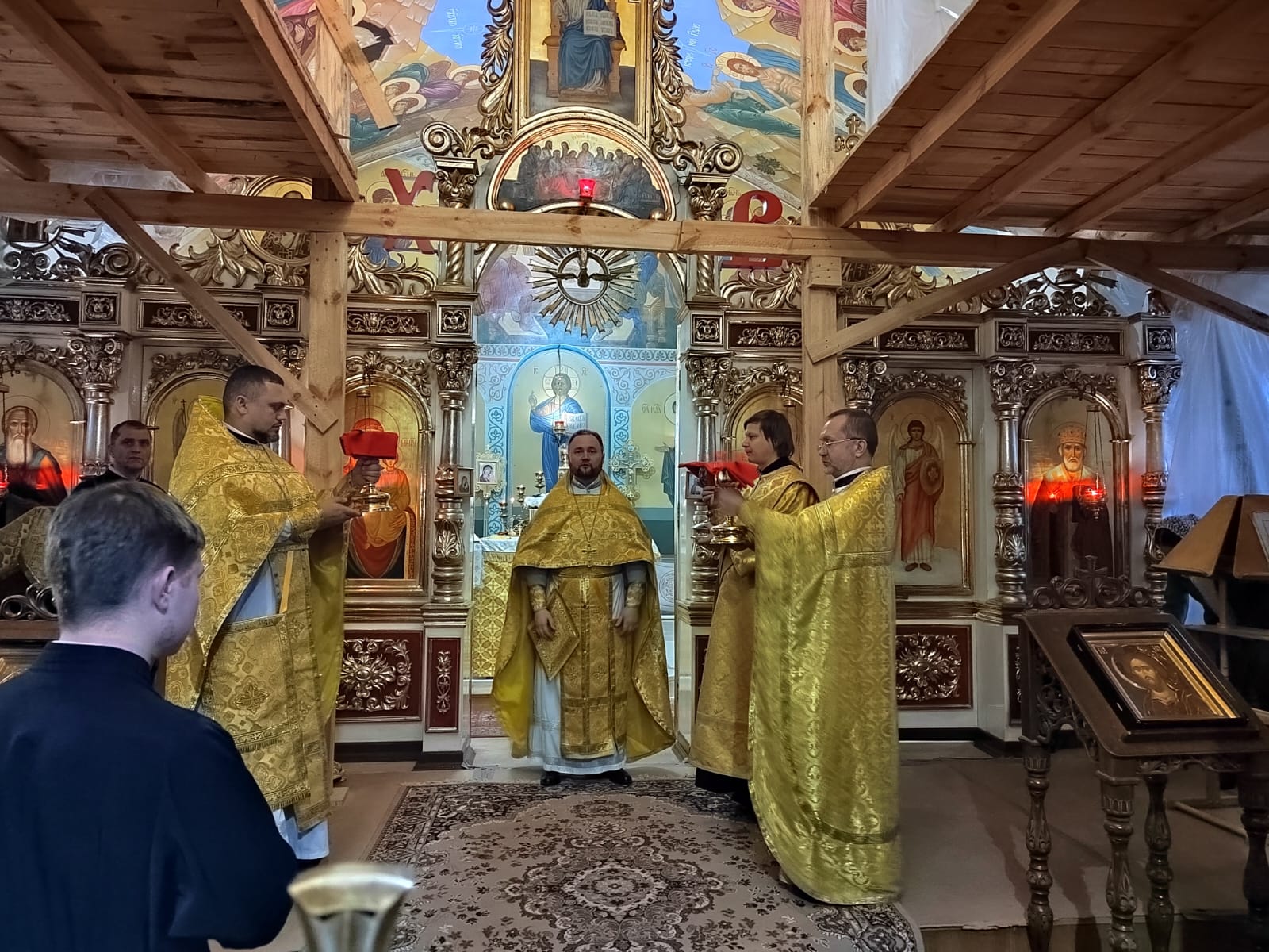 Богослужения в Неделю 20-ю по Пятидесятнице