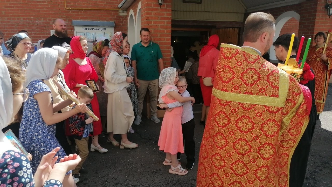 Богослужения в Неделю о слепом 