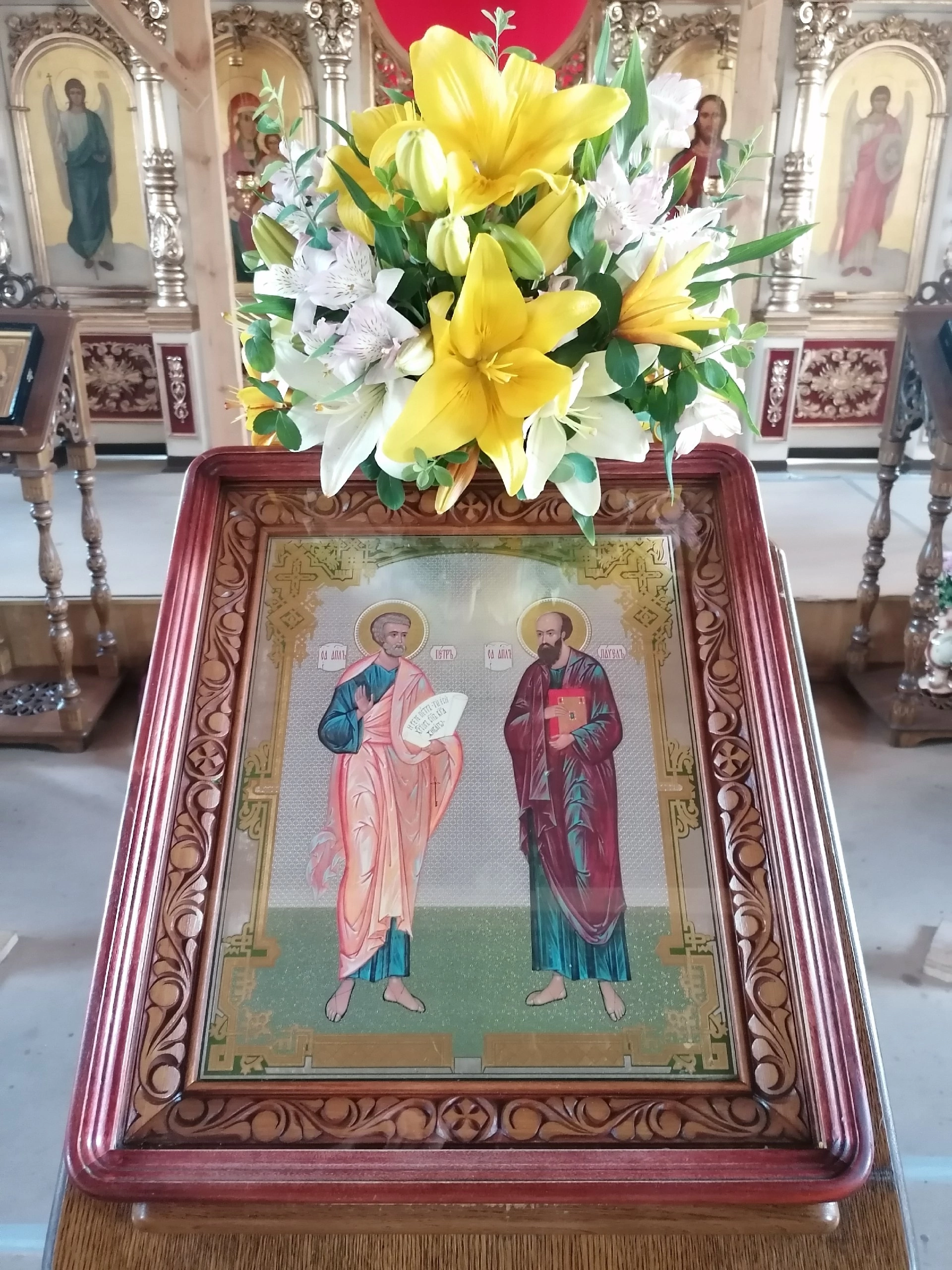 Всенощное бдение в канун праздника первоверховных апостолов Петра и Павла