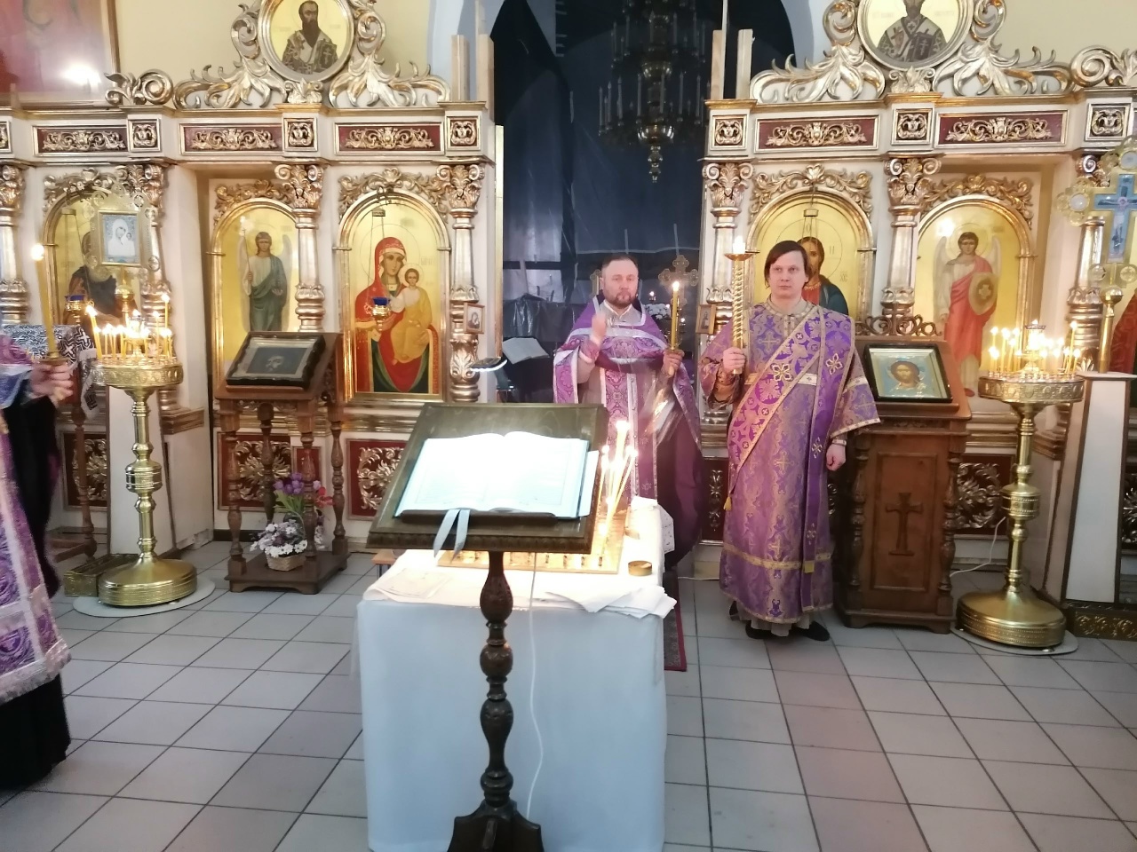 Вечернее богослужение в канун родительской субботы