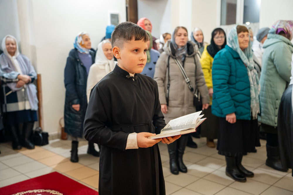 В канун престольного праздника митрополит Серафим совершил всенощное бдение в нашем храме