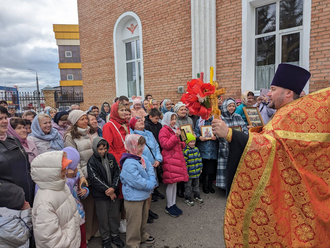 Богослужения в день Антипасхи