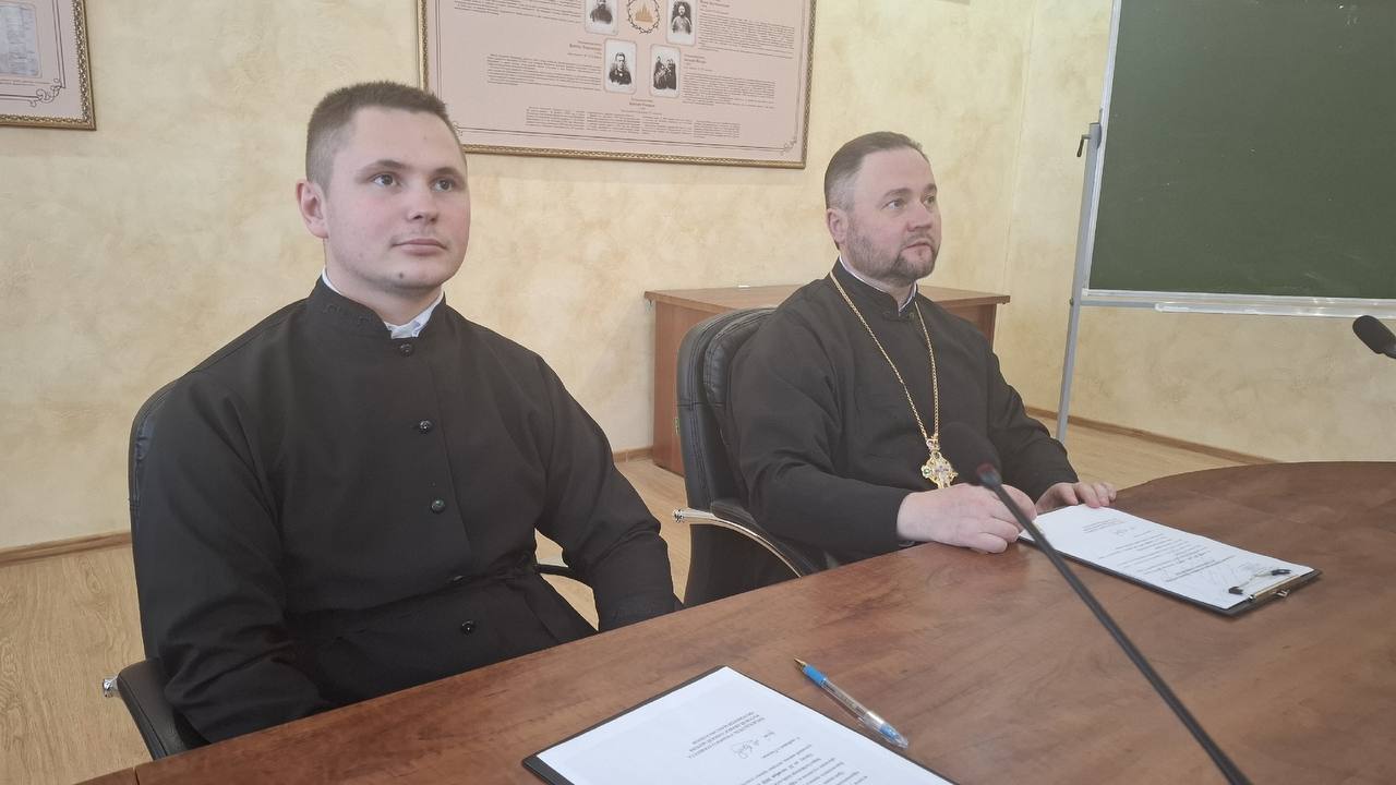 Настоятель Никольского храма протоиерей Александр Филиппов принял участие в беседе с митрополитом Каирским и Северо-Африканским Константином