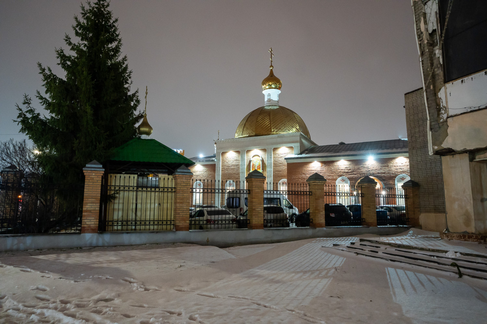 В канун престольного праздника митрополит Серафим совершил всенощное бдение в нашем храме