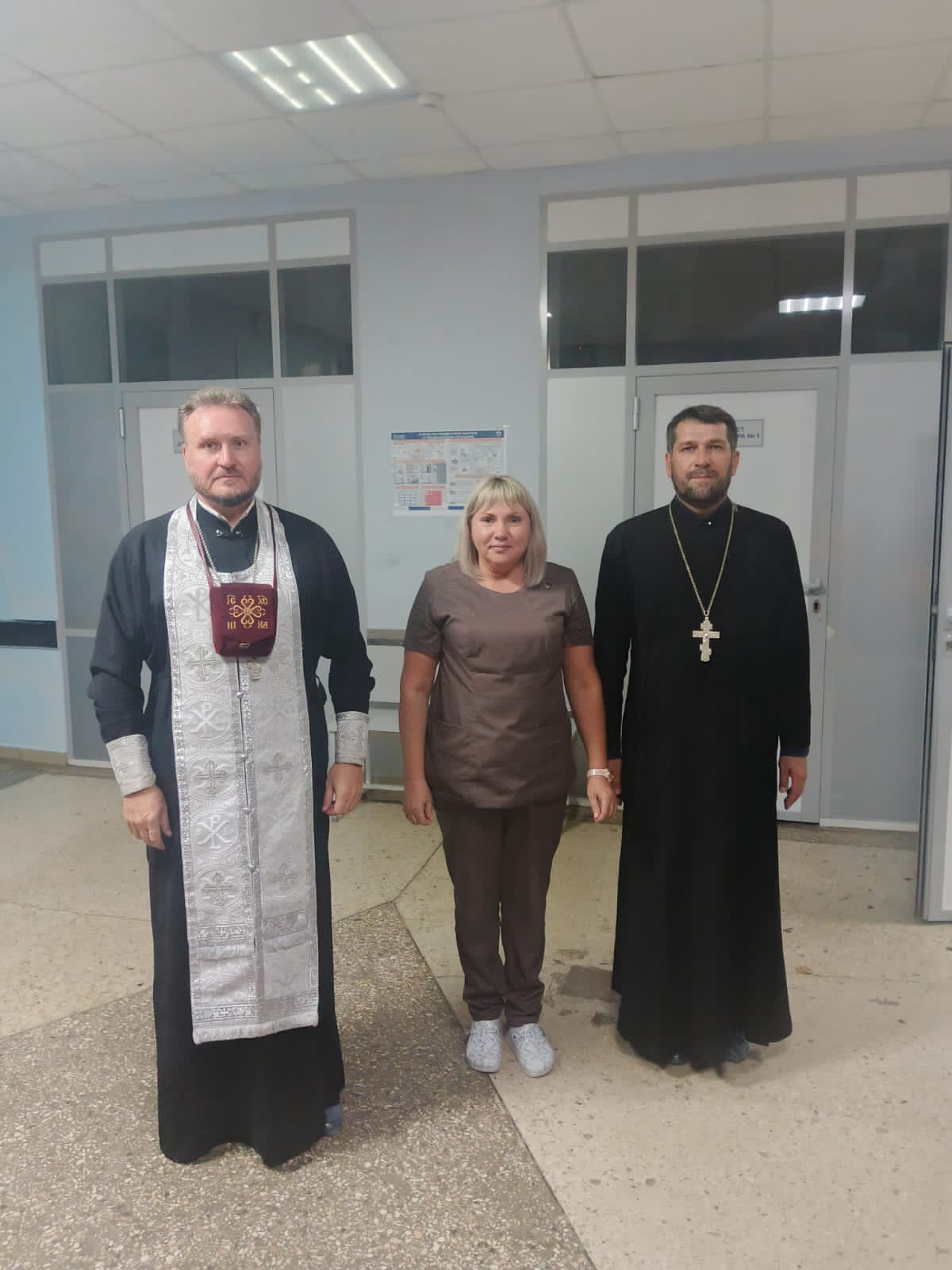 Священники посетили раненых участников СВО в военном госпитале Пензы