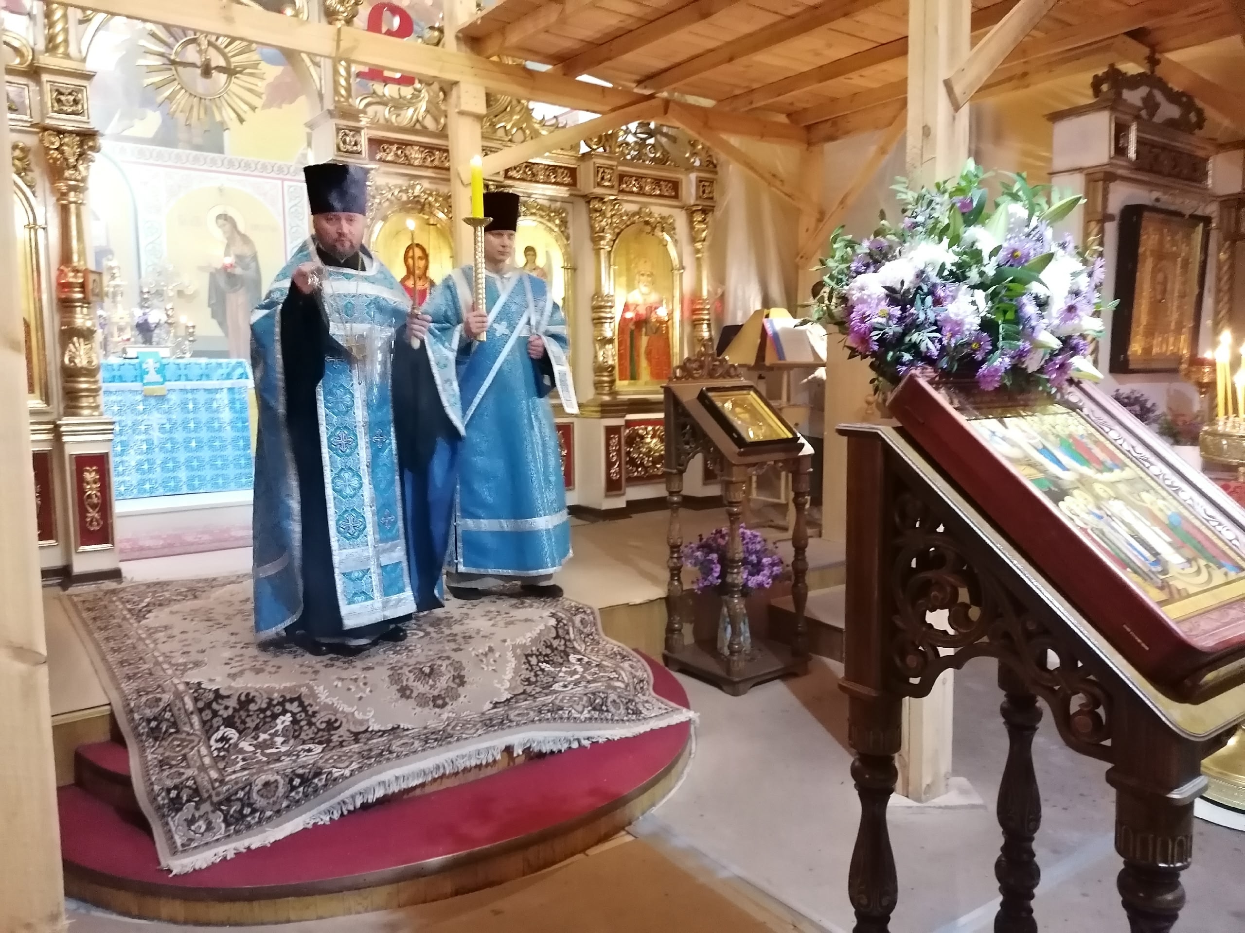 Всенощное бдение в канун праздника Покрова Пресвятой Богородицы