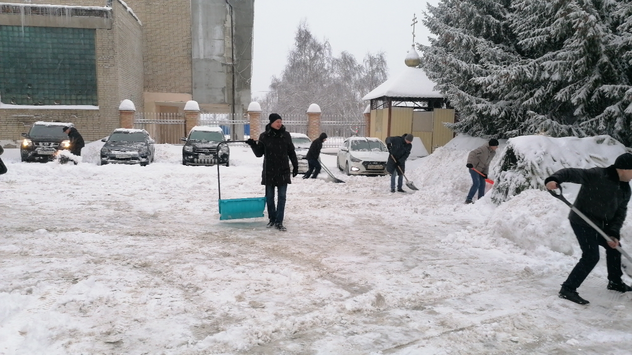 Настоятель выразил благодарность прихожанам