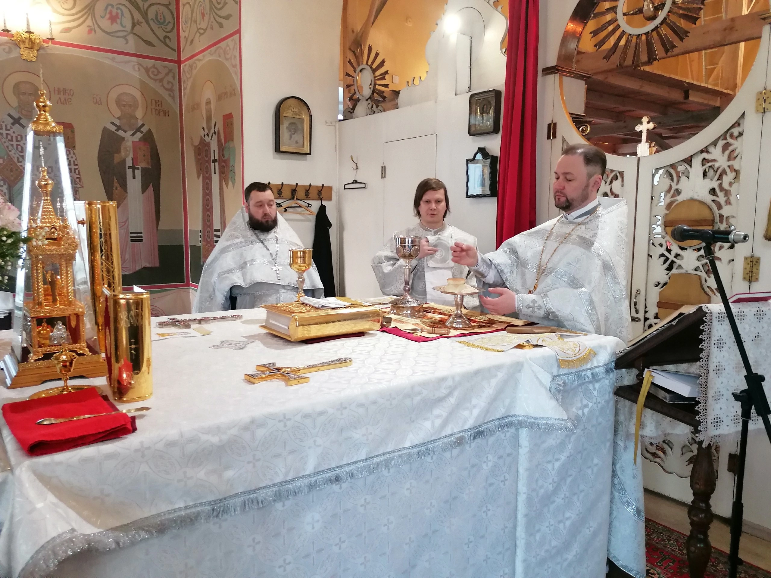 Вселенская родительская суббота