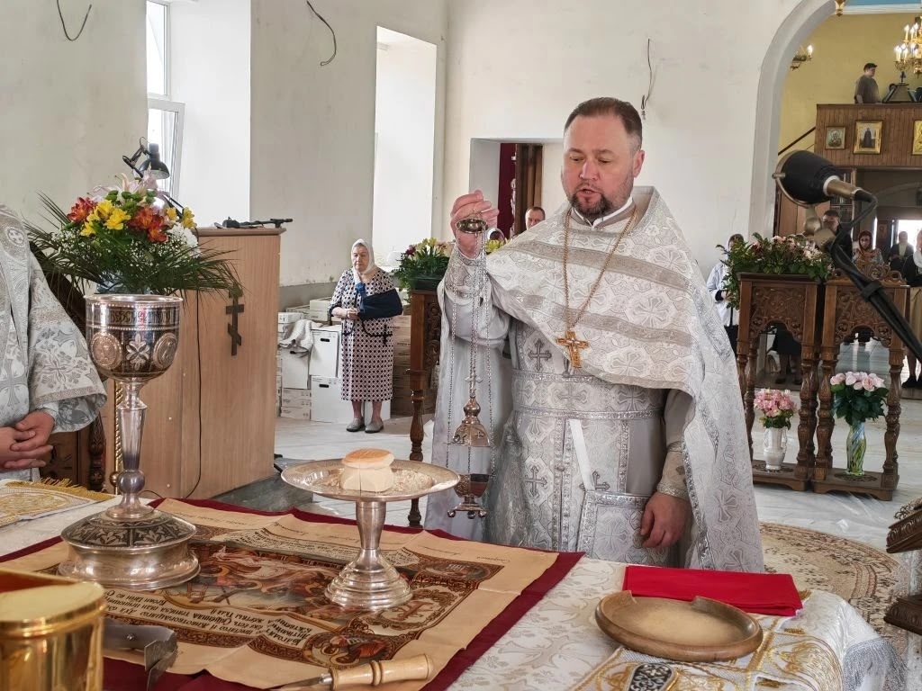 Поздравление с Днём рождения настоятеля протоиерея Александра Филиппова