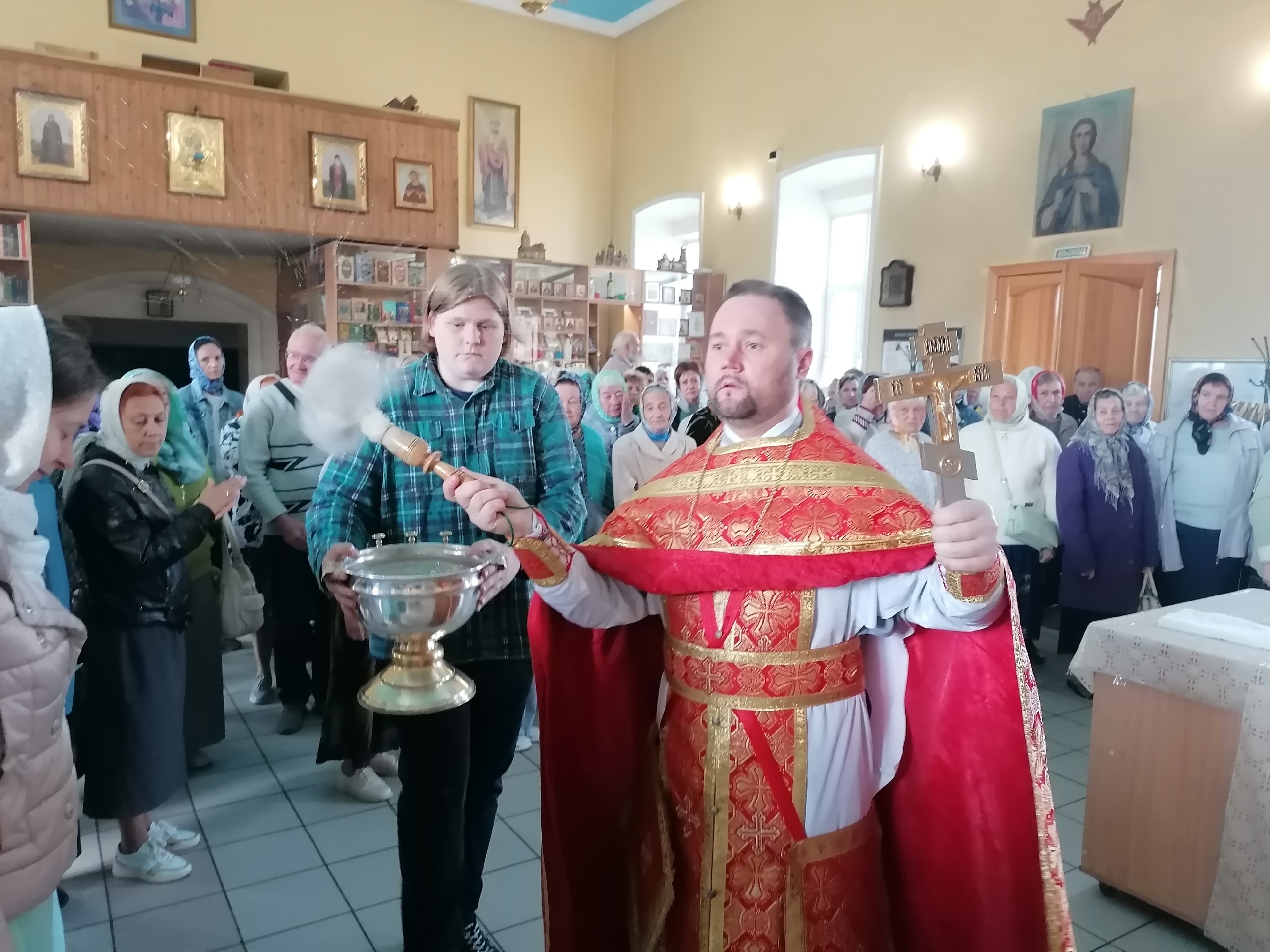 В день Усекновения главы Иоанна Предтечи протоиерей Александр Филиппов совершил литургию