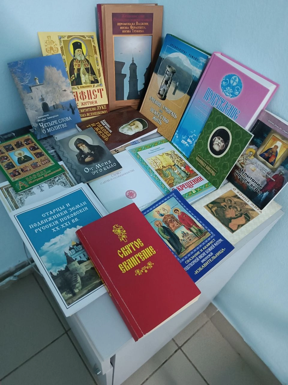 Священники посетили раненых участников СВО в военном госпитале Пензы