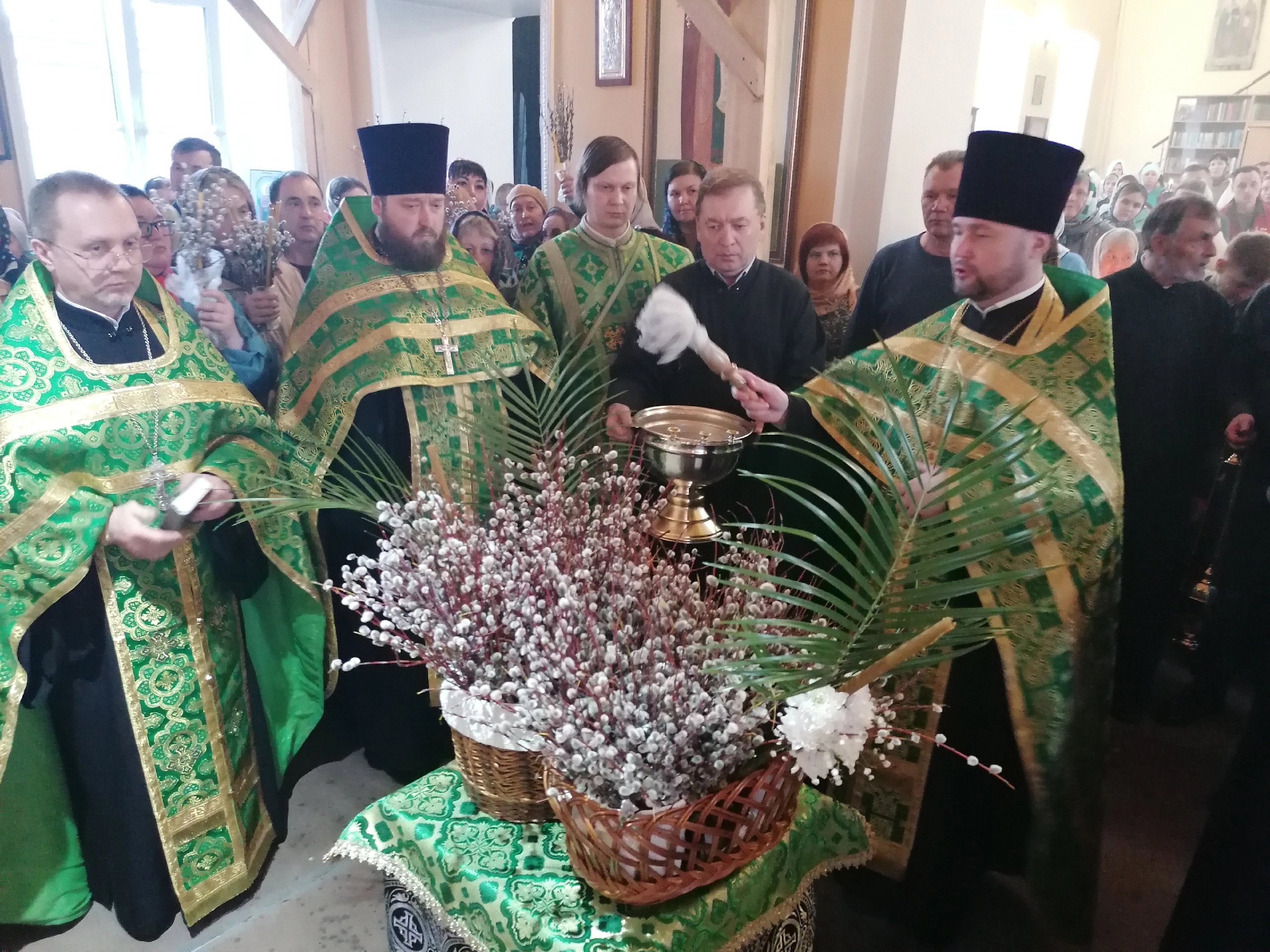 Всенощное бдение в канун Входа Господня в Иерусалим