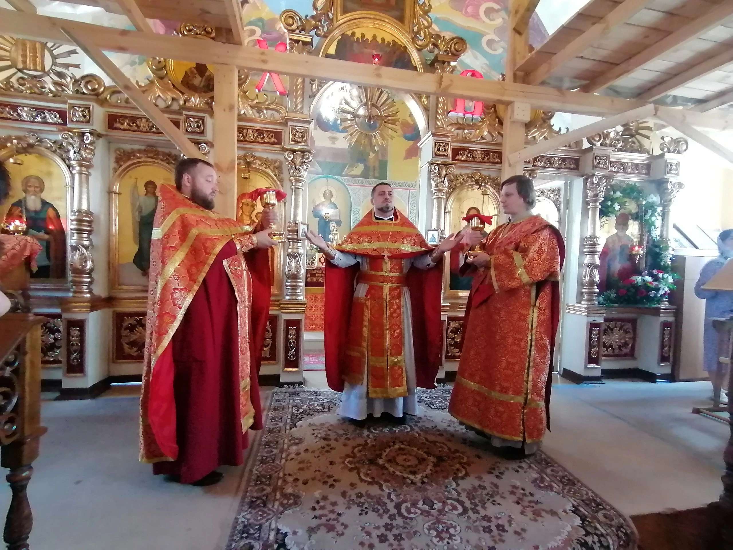 Богослужения в Неделю о слепом 