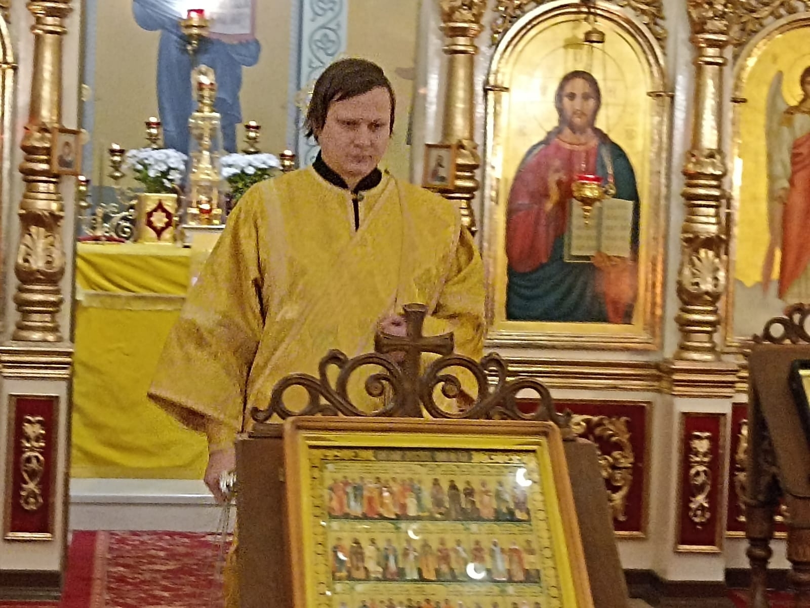 Протоиерей Антоний Шварев совершил Новогодний молебен