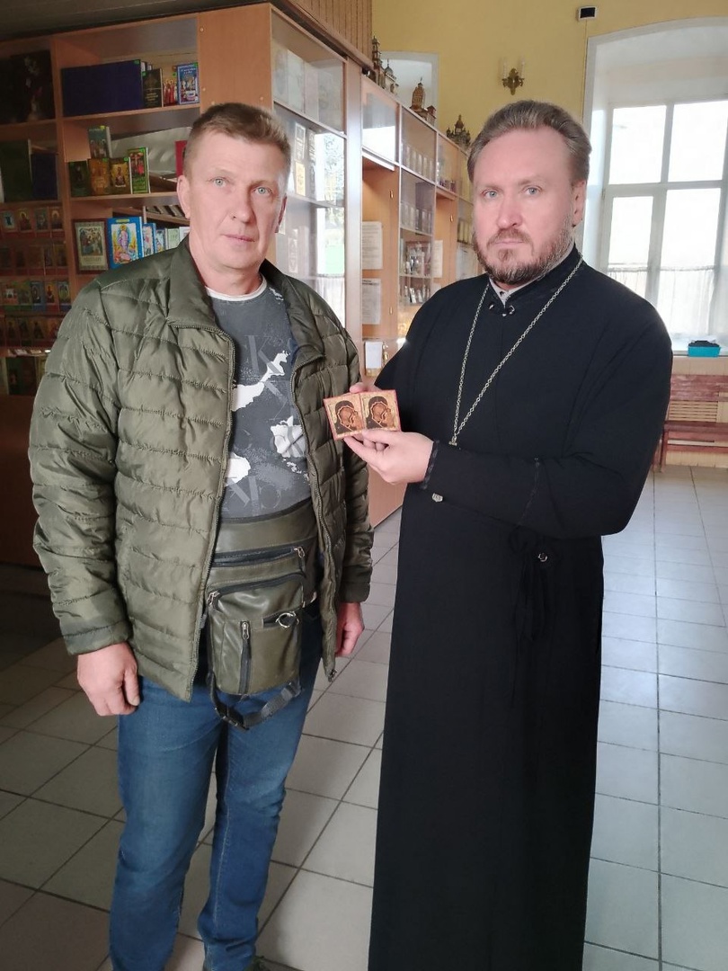 Иерей Сергий Карасёв встретился с представителем патриотического клуба "Рокот-Пенза"