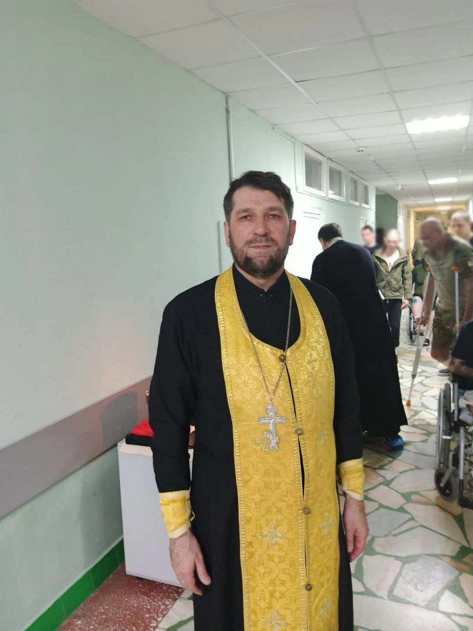 Священники посетили раненых участников СВО в военном госпитале Пензы