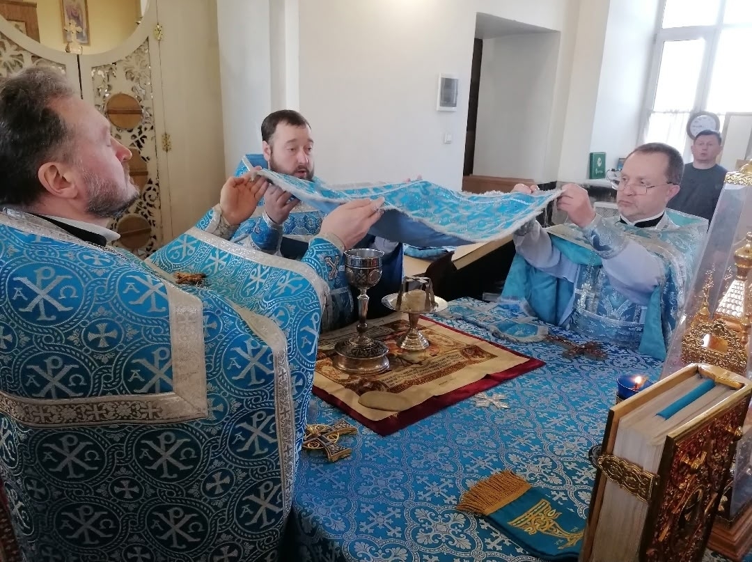 Празднование Похвалы Пресвятой Богородицы