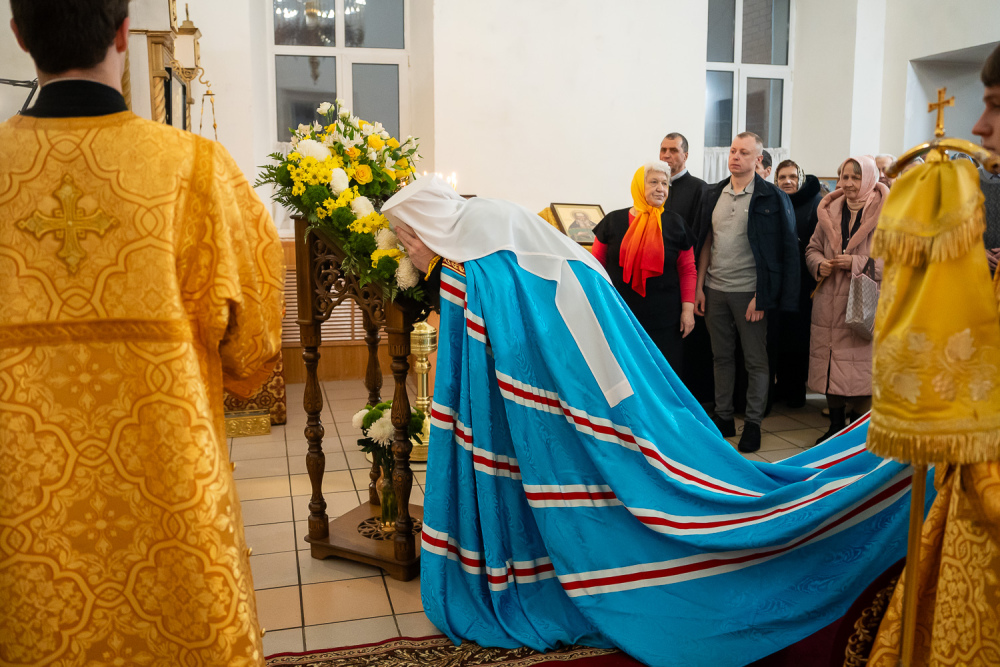 В канун престольного праздника митрополит Серафим совершил всенощное бдение в нашем храме