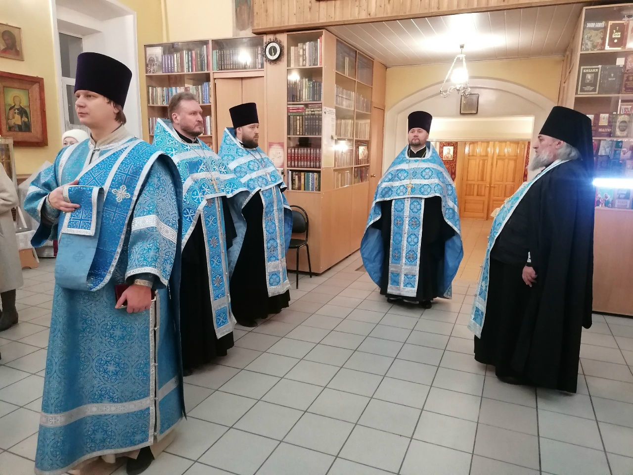 Всенощное бдение в канун празднования Введения во храм Пресвятой Богородицы