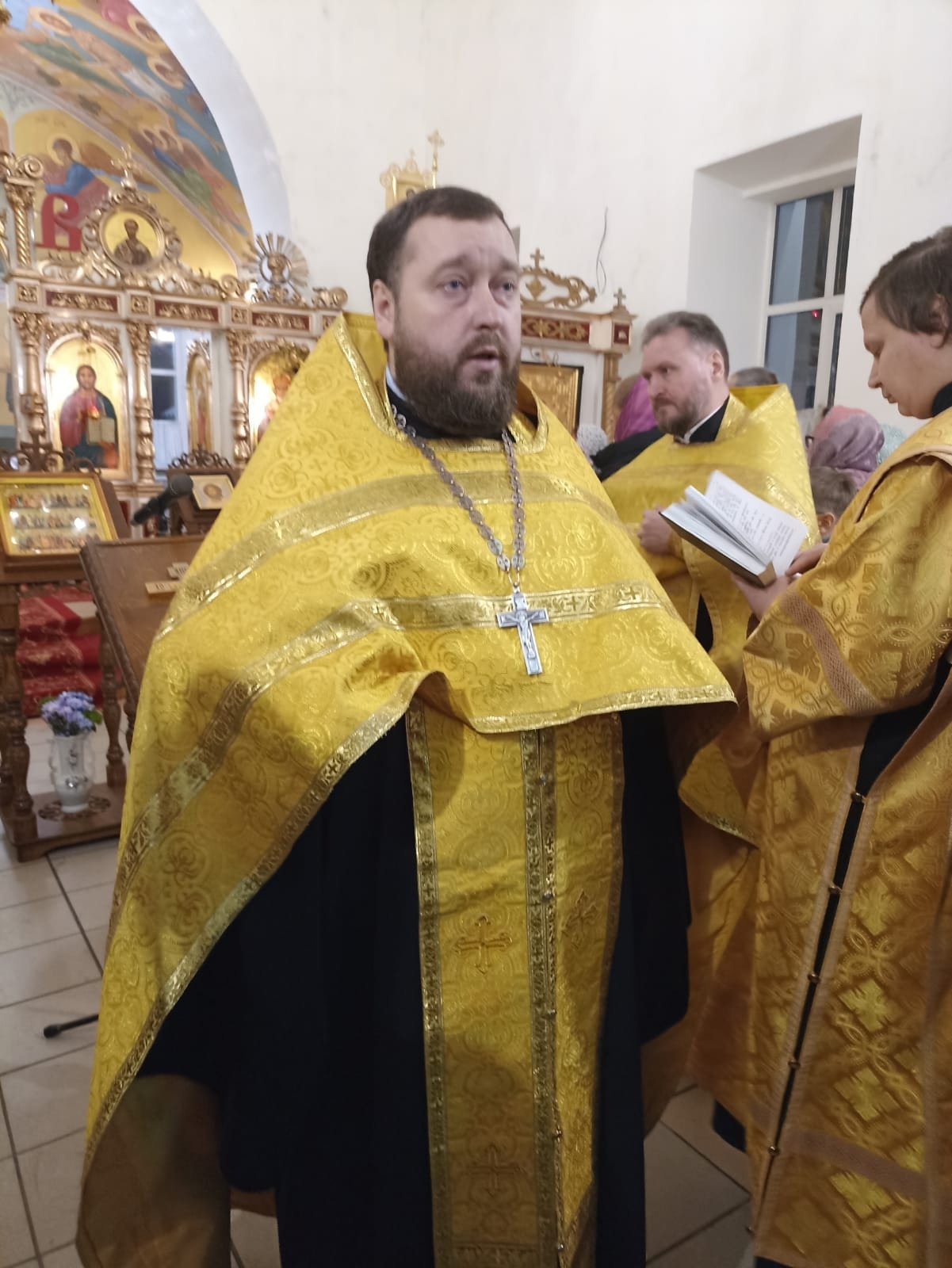 Протоиерей Антоний Шварев совершил Новогодний молебен