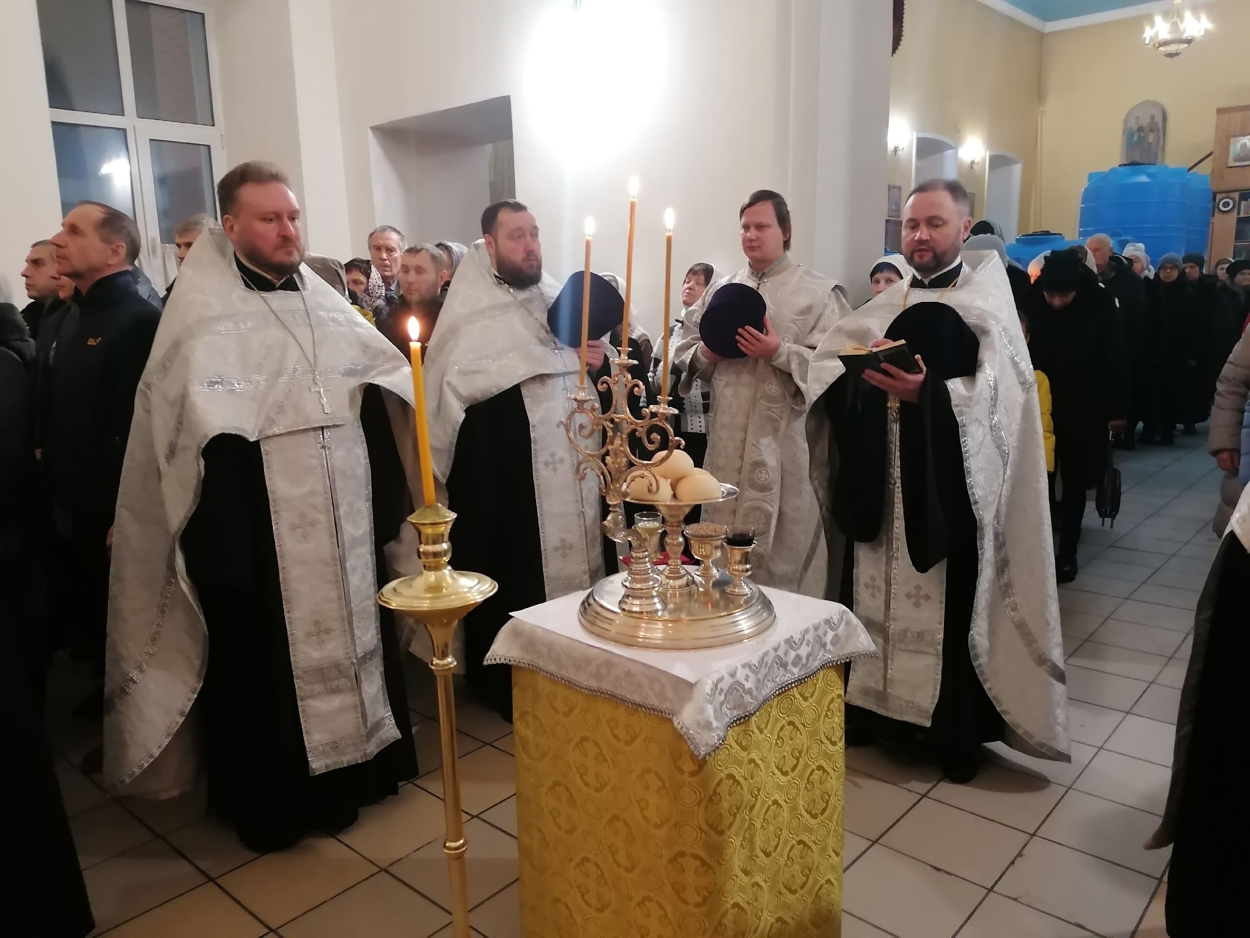 Всенощное бдение в канун Крещения Господня
