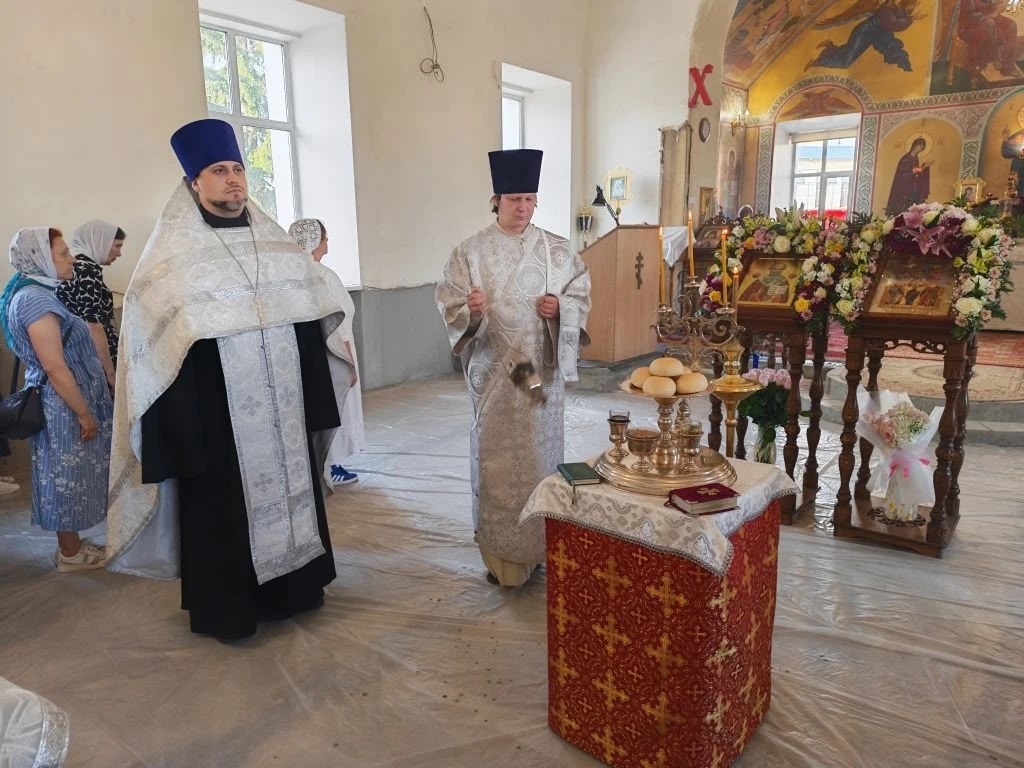 Всенощное бдение в канун престольного праздника нашего храма