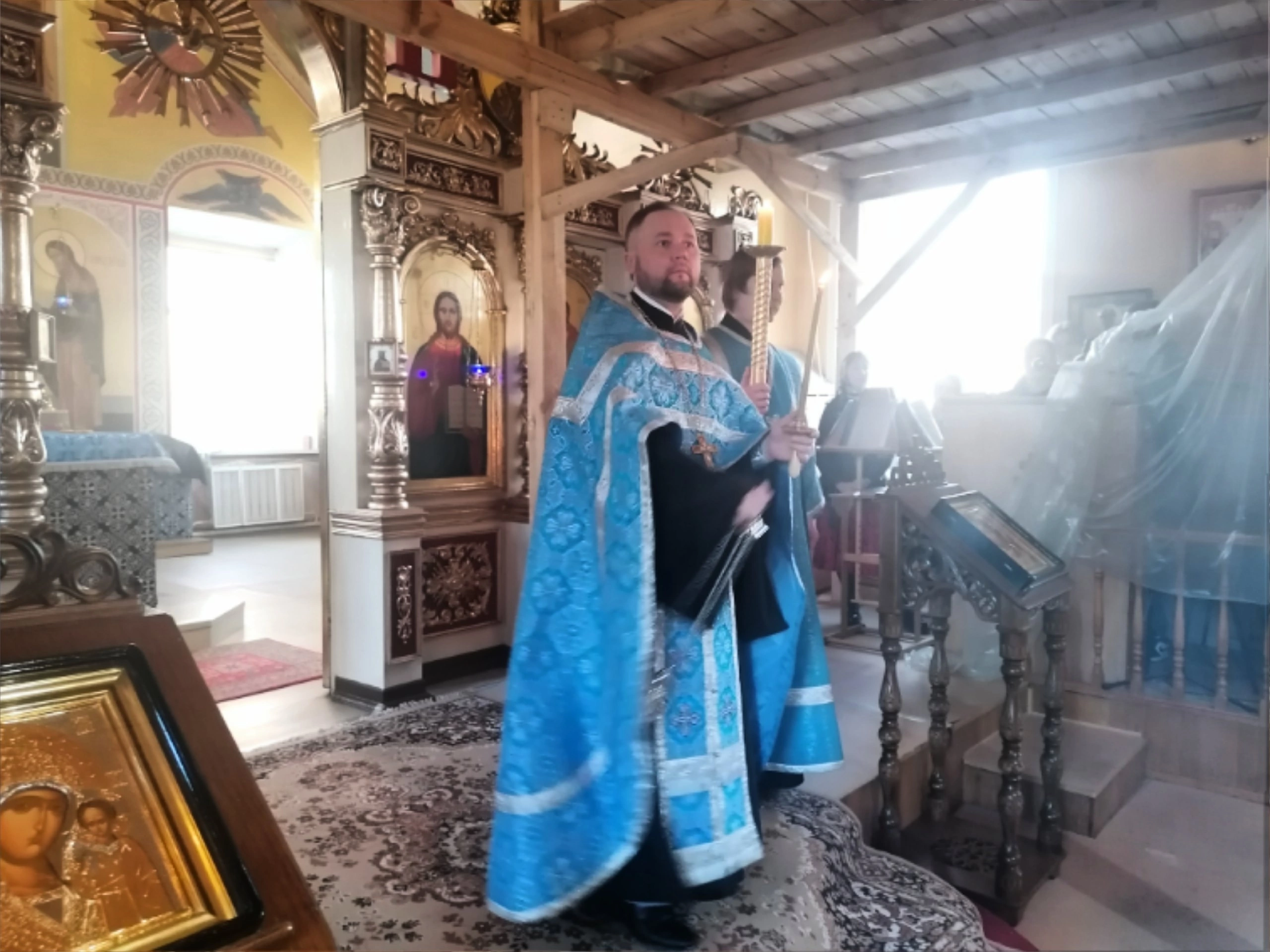 Богослужение в канун Субботы Акафиста