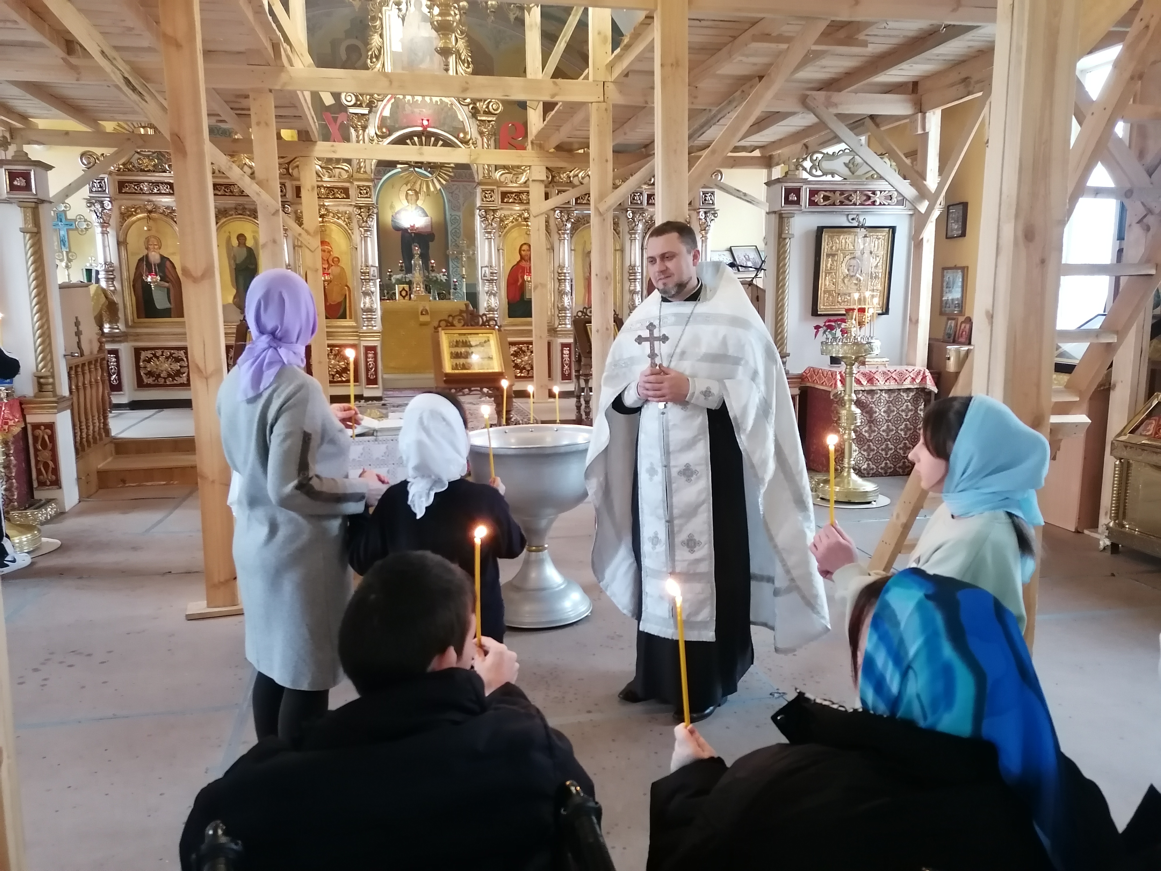 Состоялась духовно-просветительская встреча детей со священником