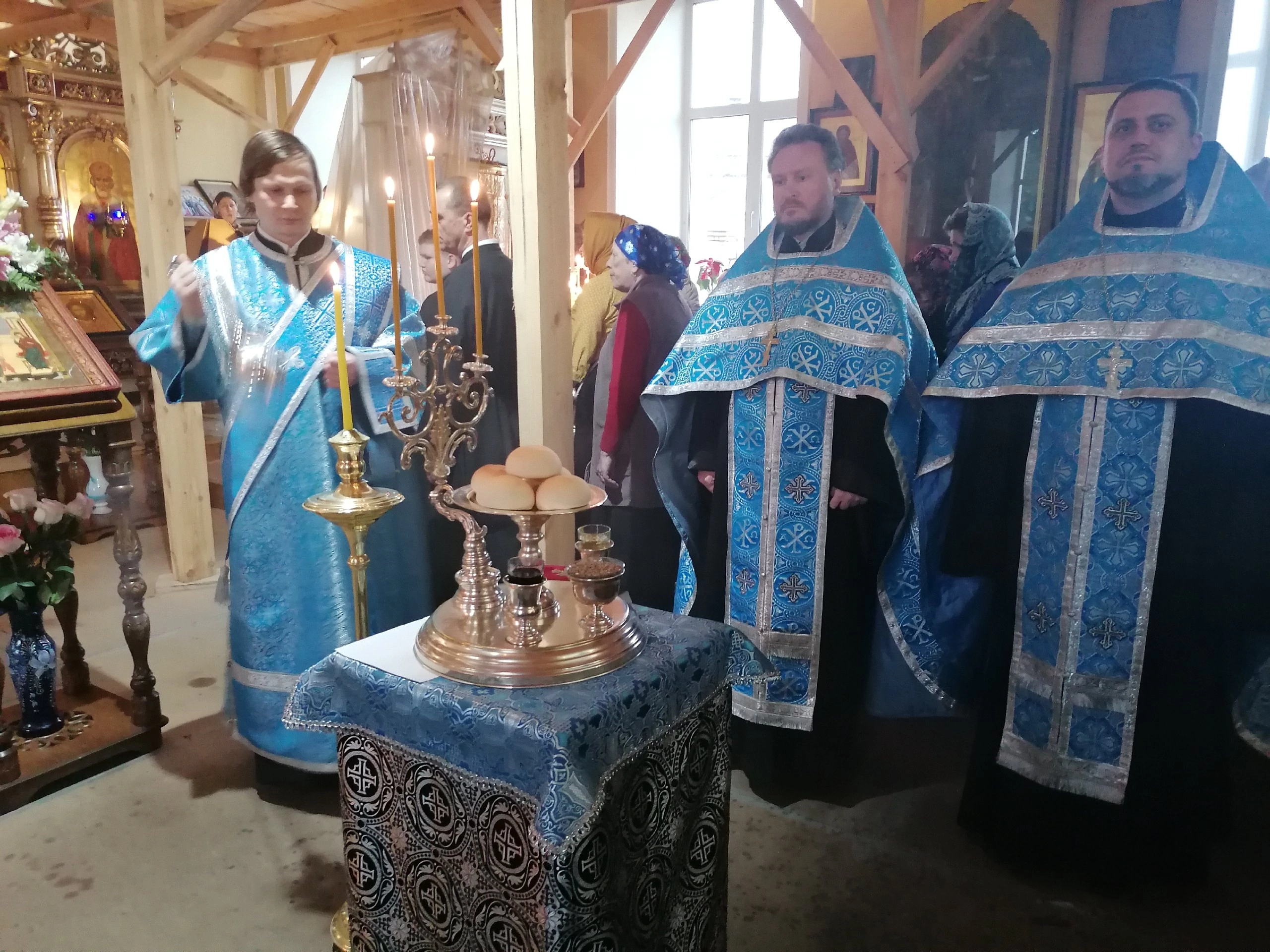 Всенощное бдение в канун праздника Благовещения Богородицы