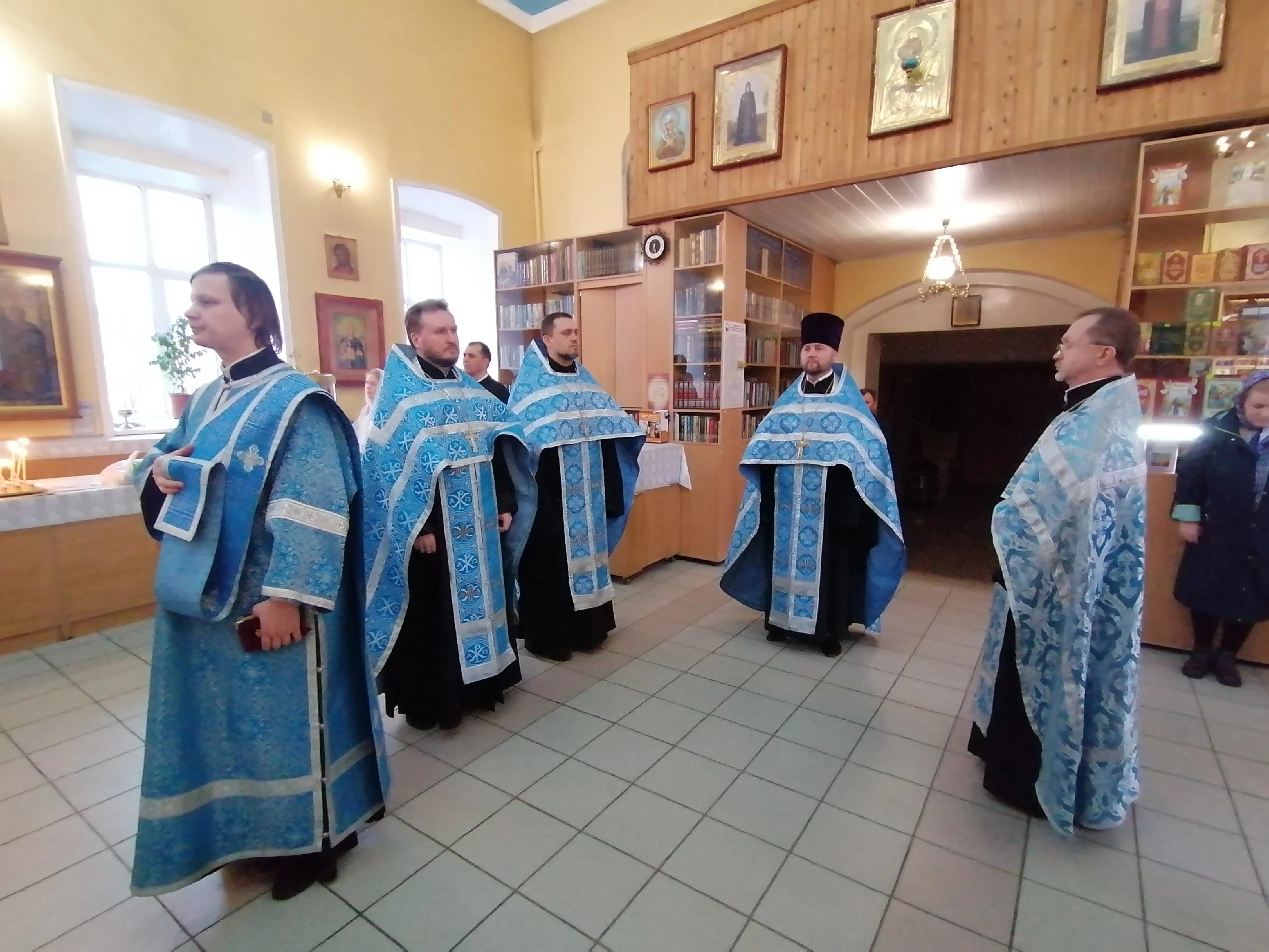 Всенощное бдение в канун праздника Благовещения Богородицы