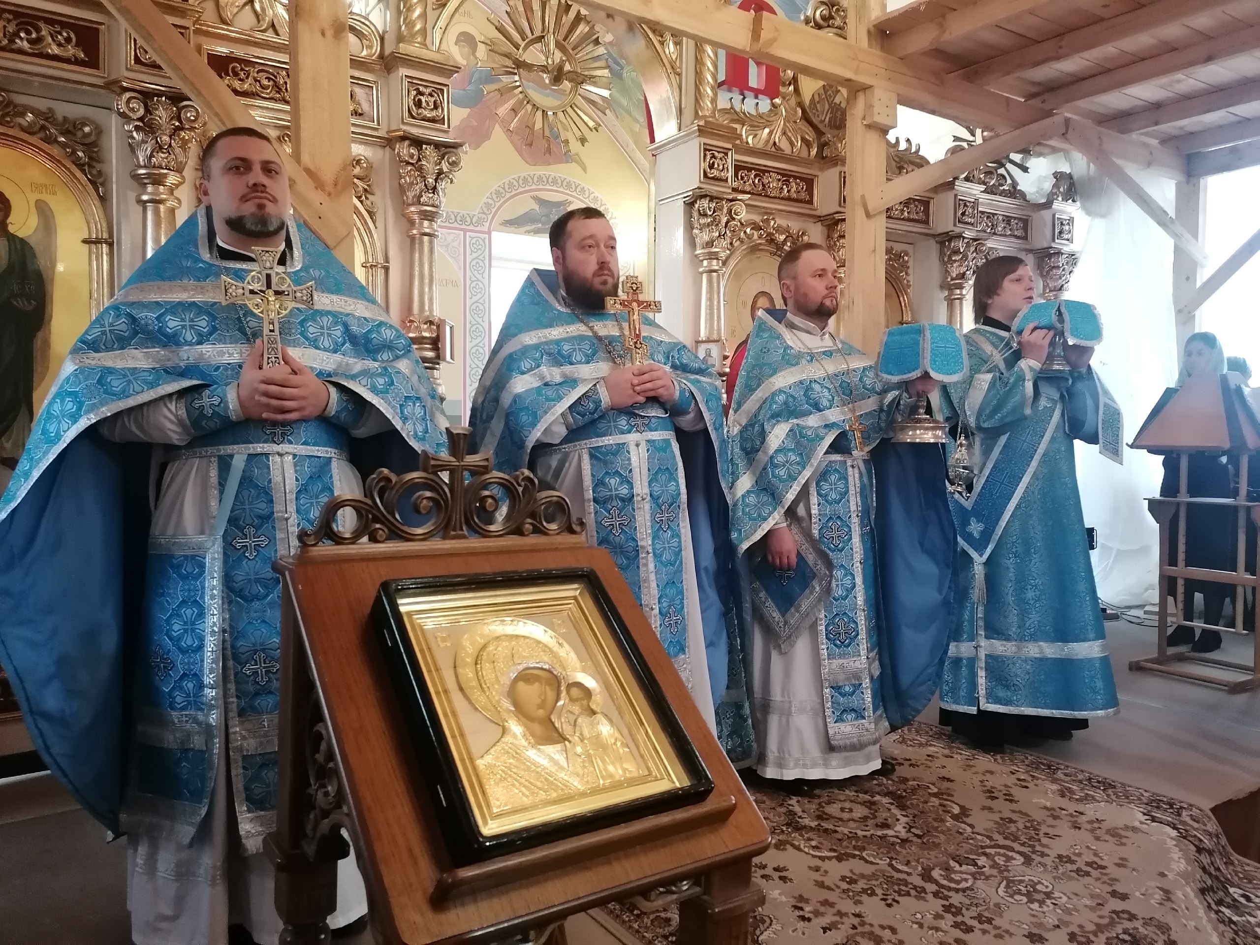 Празднование Казанской иконы Божией Матери