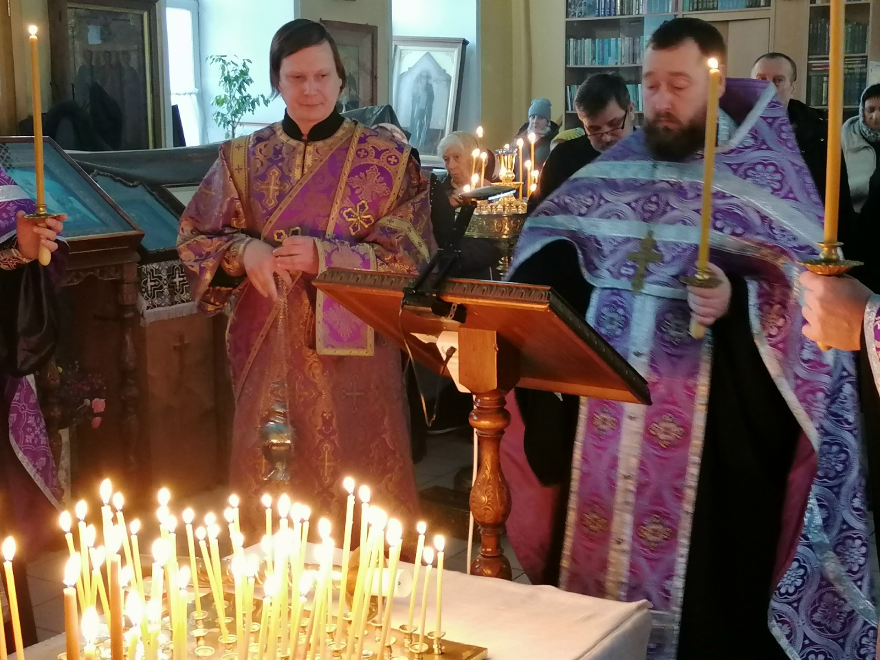 Вечернее богослужение в канун родительской субботы