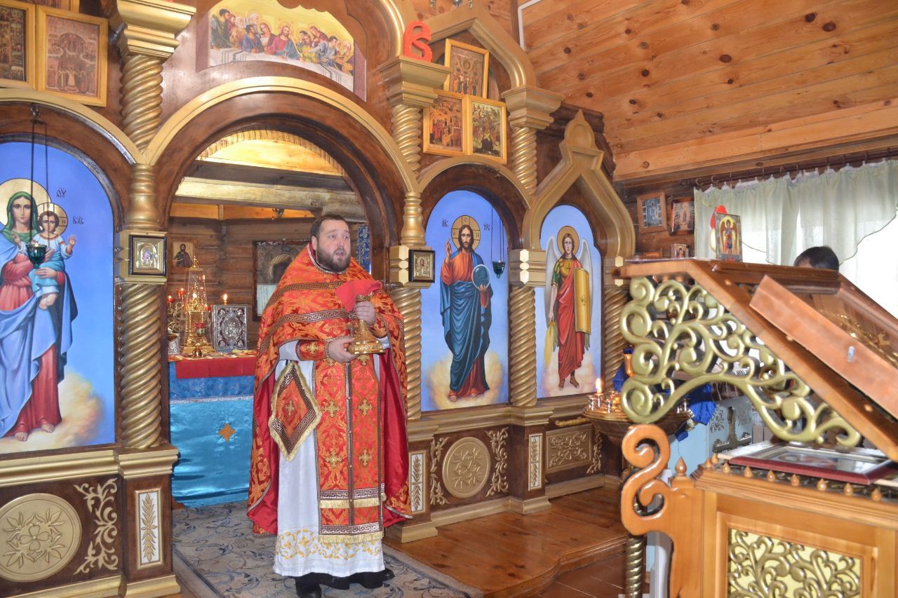 Протоиерей Антоний Шварёв совершил литургию в храме в честь иконы Божией Матери "Взыскание погибших" при исправительной колонии №7