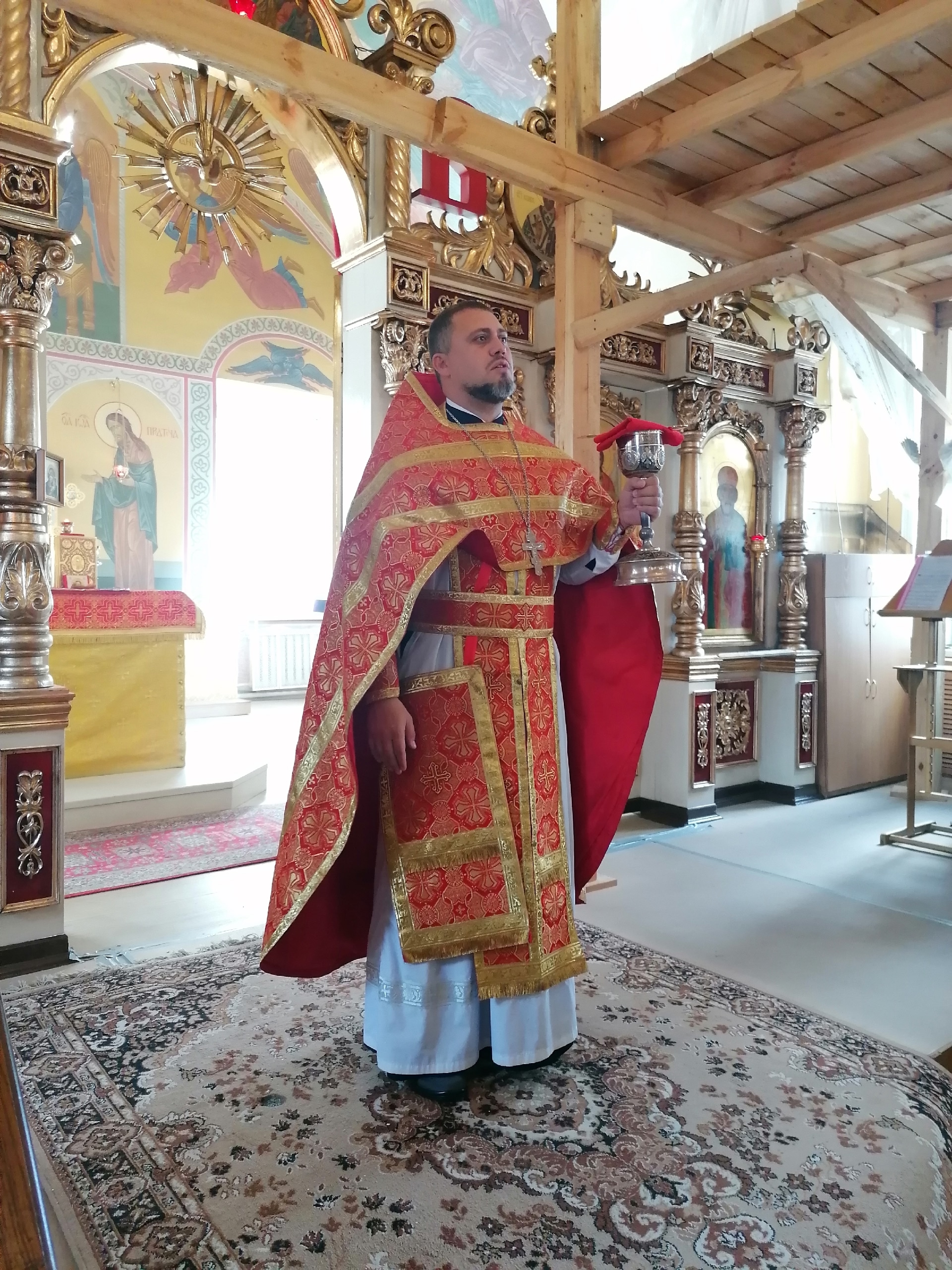 В день Усекновения главы Иоанна Предтечи протоиерей Александр Филиппов совершил литургию