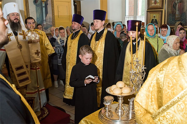 Всенощное бдение архиерейским чином накануне престольного праздника нашего храма
