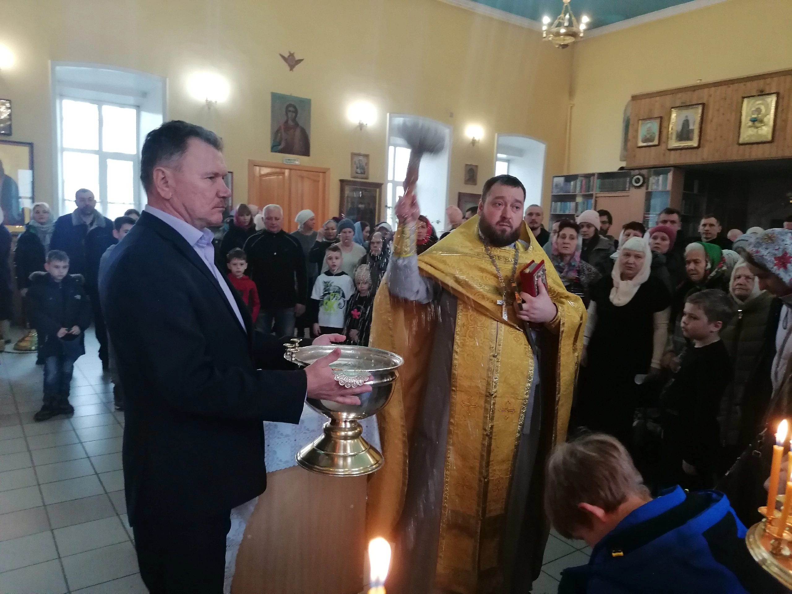 Богослужения в Неделю 32-ю по Пятидесятнице