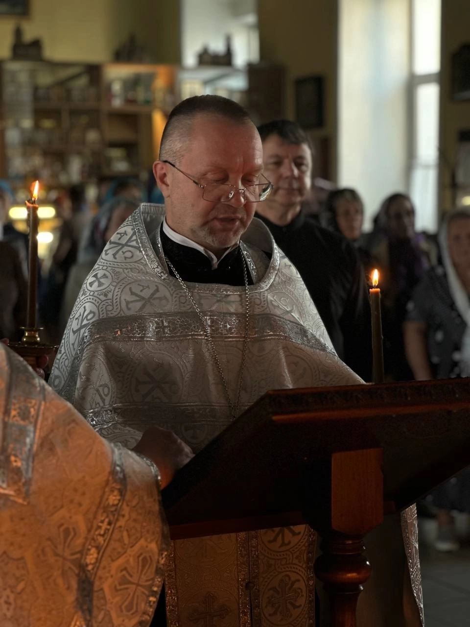 Вечернее богослужение в канун Троицкой родительской субботы