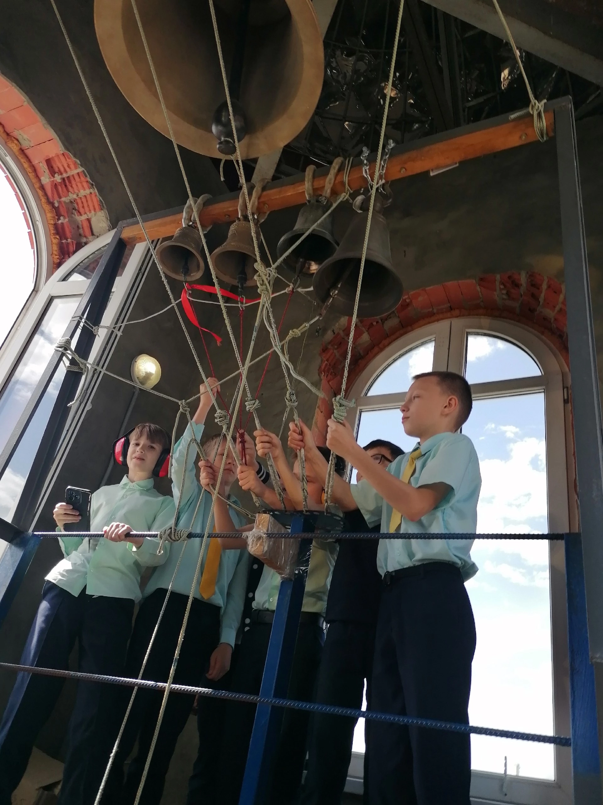 Иерей Владимир Журавлев встретился с учениками средней школы №60