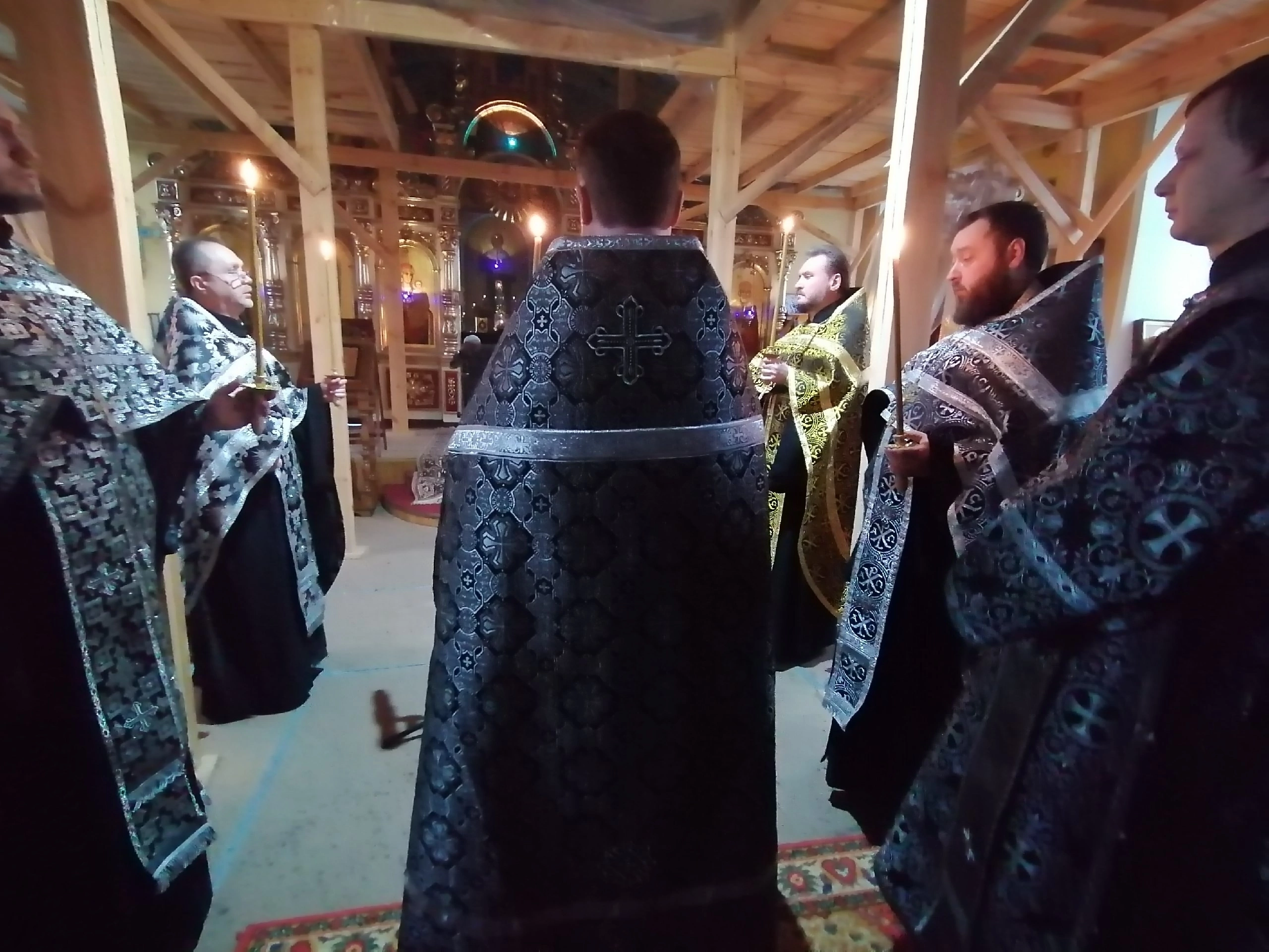 Вечерня с чином Пассии