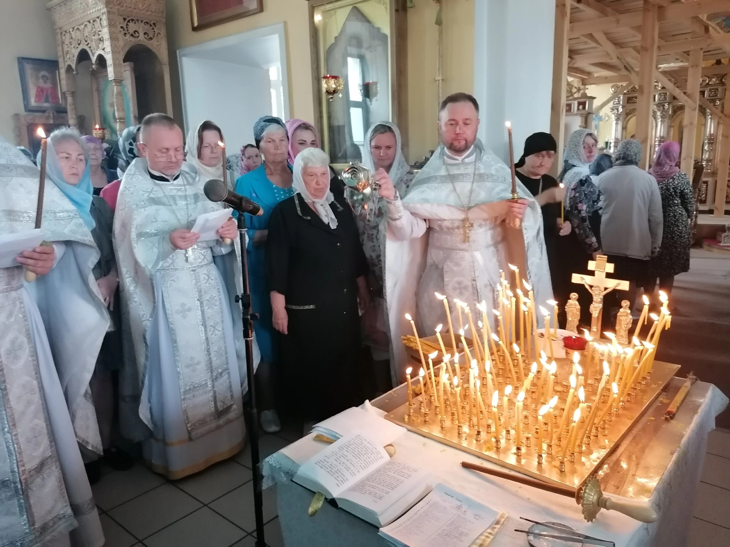 Троицкая родительская суббота