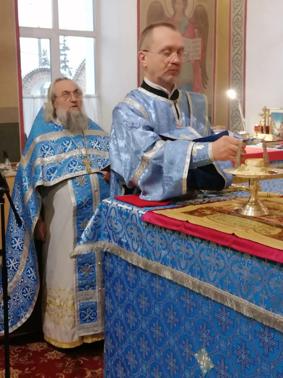 Празднование Введение во храм Пресвятой Богородицы