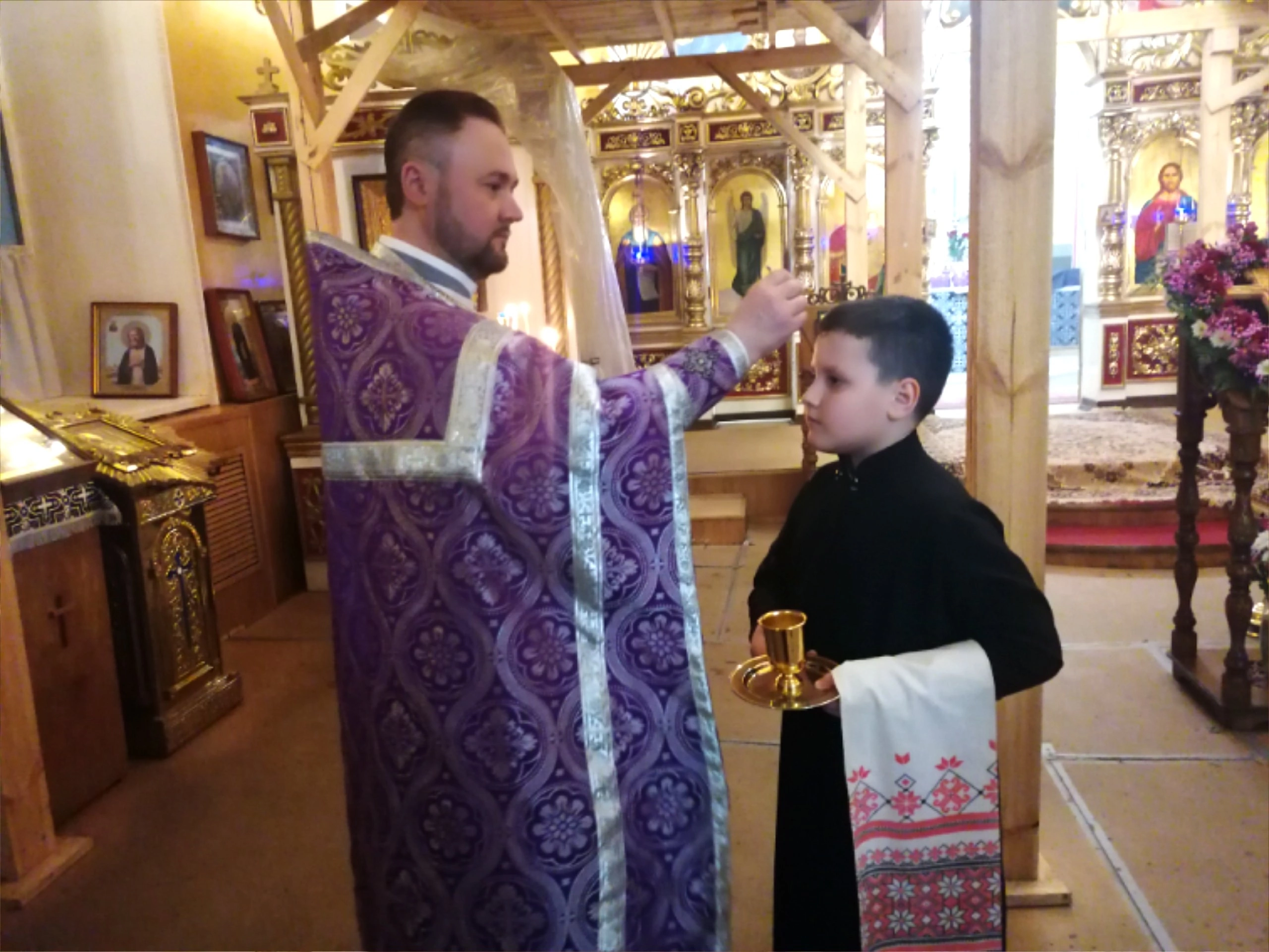 Всенощное бдение в канун Крестопоклонной Недели Великого поста