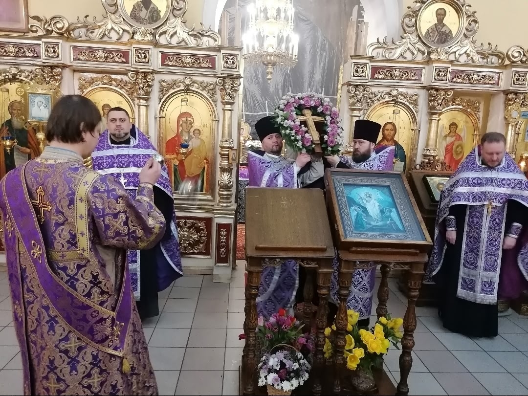 Всенощное бдение в канун Крестопоклонной Недели Великого поста