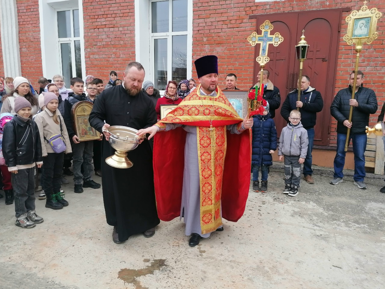 Неделя жен-мироносиц