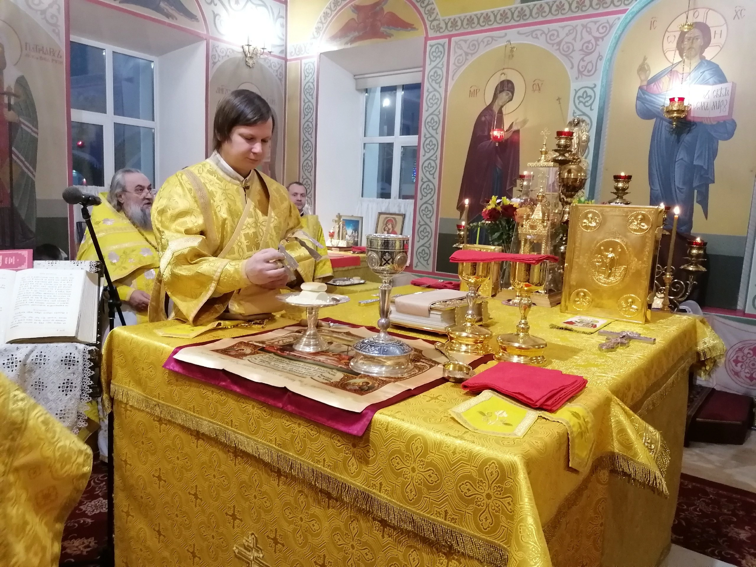 Празднование дня памяти святителя Николая Чудотворца