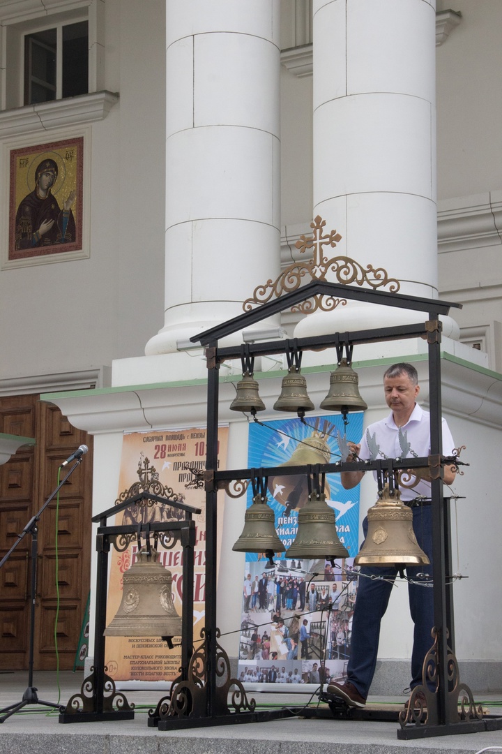 Воспитанники воскресной школы участвовали в праздничном концерте «Колокольные звоны Святой Руси»